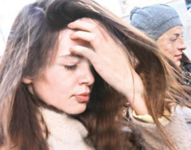 Zeci de mesaje de condoleante pe paginile de Facebook ale surorilor Gabor, dupa moartea mamei lor