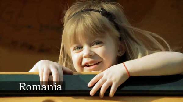 Romania zambeste lumii intregi. Proiectul "Smile to the world" cucereste Clujul