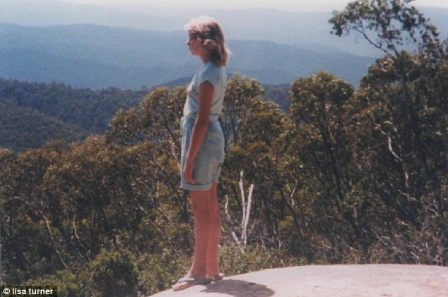 "Mama platea pentru lectii de muzica, dar erau, de fapt, lectii de sex". Dezvaluiri dupa 31 de ani