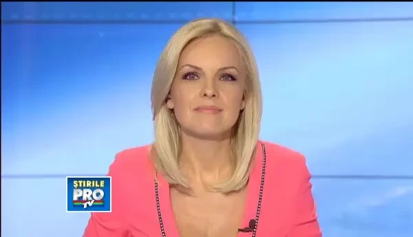 Peste 10.000 de oameni au fost prezenti in prima seara a festivalului Electric Castle din Cluj