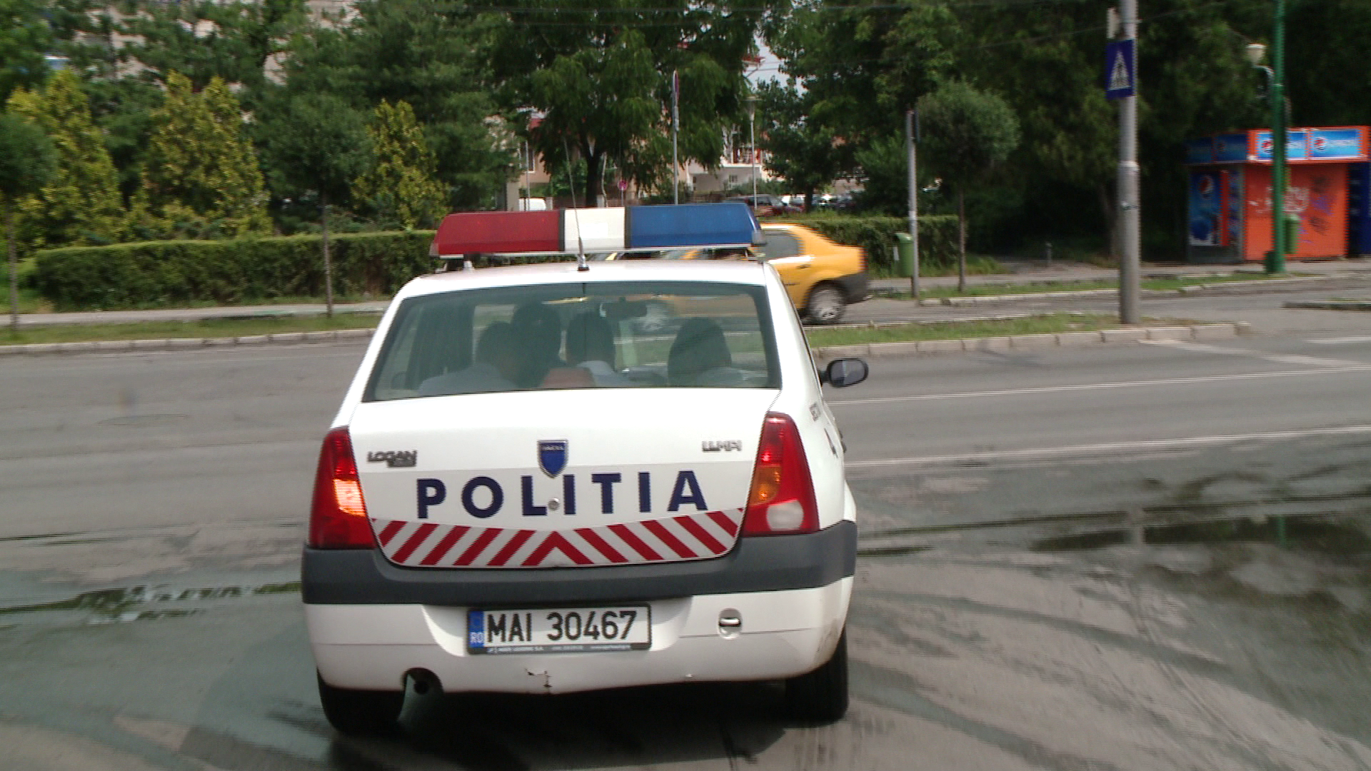 O retea de hoti care a terorizat orasul Resita, identificata de politisti.Infractorii au creat un prejudiciu de 25000 de lei