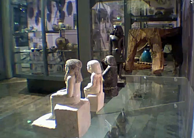 Misterul statuii egiptene care se roteste 360 de grade. Specialistii nu au o explicatie. VIDEO