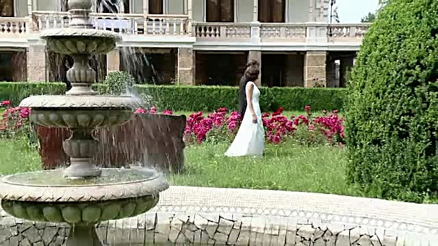 Tot mai multi straini vor sa-si faca nuntile in conacele romanesti. Platesc pana la 20.000 de euro