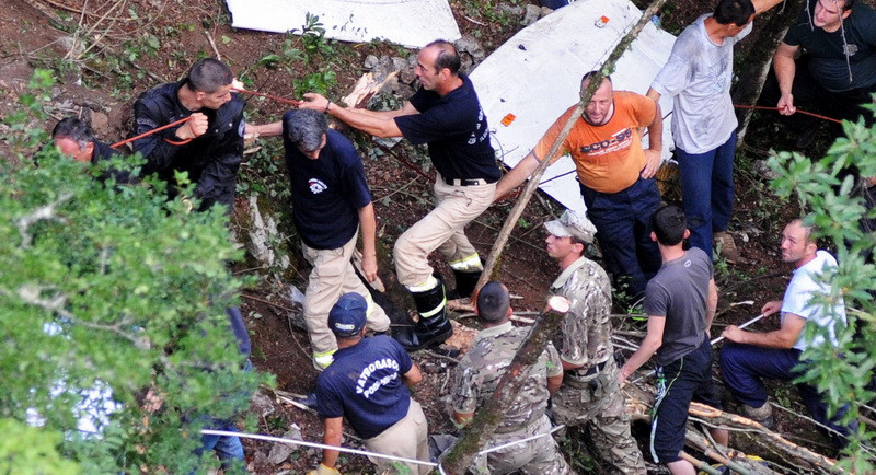 Povesti cu lacrimi in ochi din autocarul rasturnat: "Dumnezeu exista. Sunt una dintre cei fericiti"