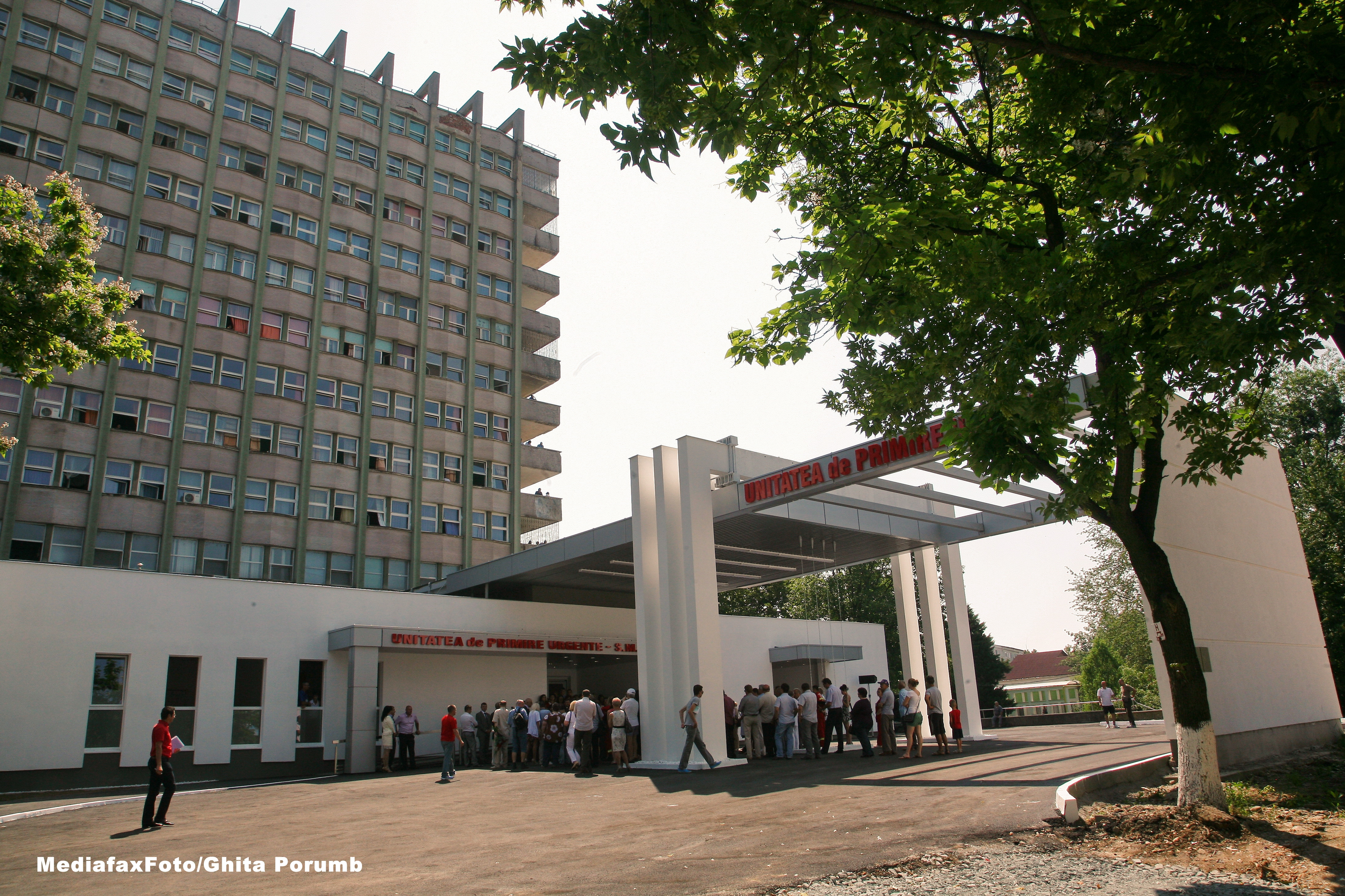 Tragedie la Spitalul Universitar din Capitala. Un barbat a murit dupa ce a cazut de la etajul 14