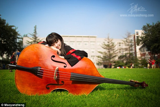 Pozele unei studente au facut ca site-ul unei prestigioase universitati din China sa se prabuseasca