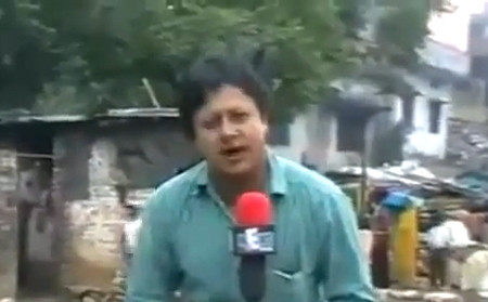 Imaginile care i-ar putea distruge cariera unui reporter. In ce ipostaza a fost filmat. VIDEO