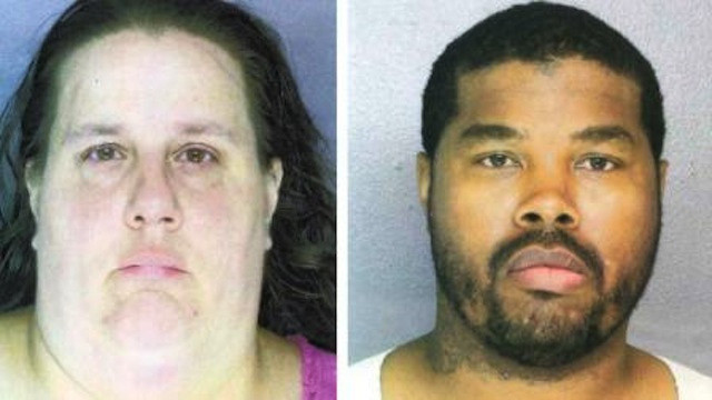 Ce facea un cuplu pe o banca din parc, in plina zi. 25 de politisti i-au prins si au avut un soc