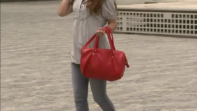 GHID pentru siguranta femeilor pe timp de vara. Ce se ascunde in spatele vanzatorilor ambulanti