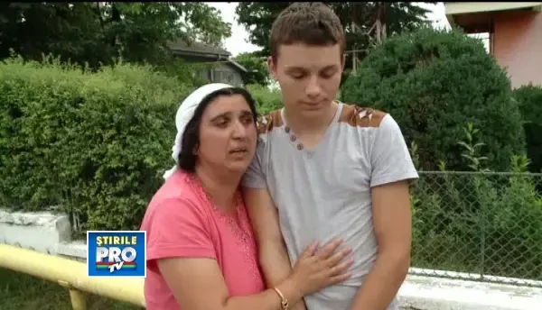 Atentie la cumparatul biletelor de avion: 100 de pasageri au asteptat 5 ore o cursa pe Otopeni