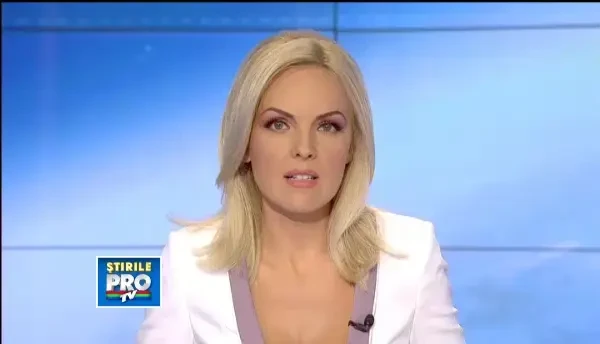 Tigarile din busteni, ultima inovatie a contrabandistilor. Imagini spectaculoase in Suceava