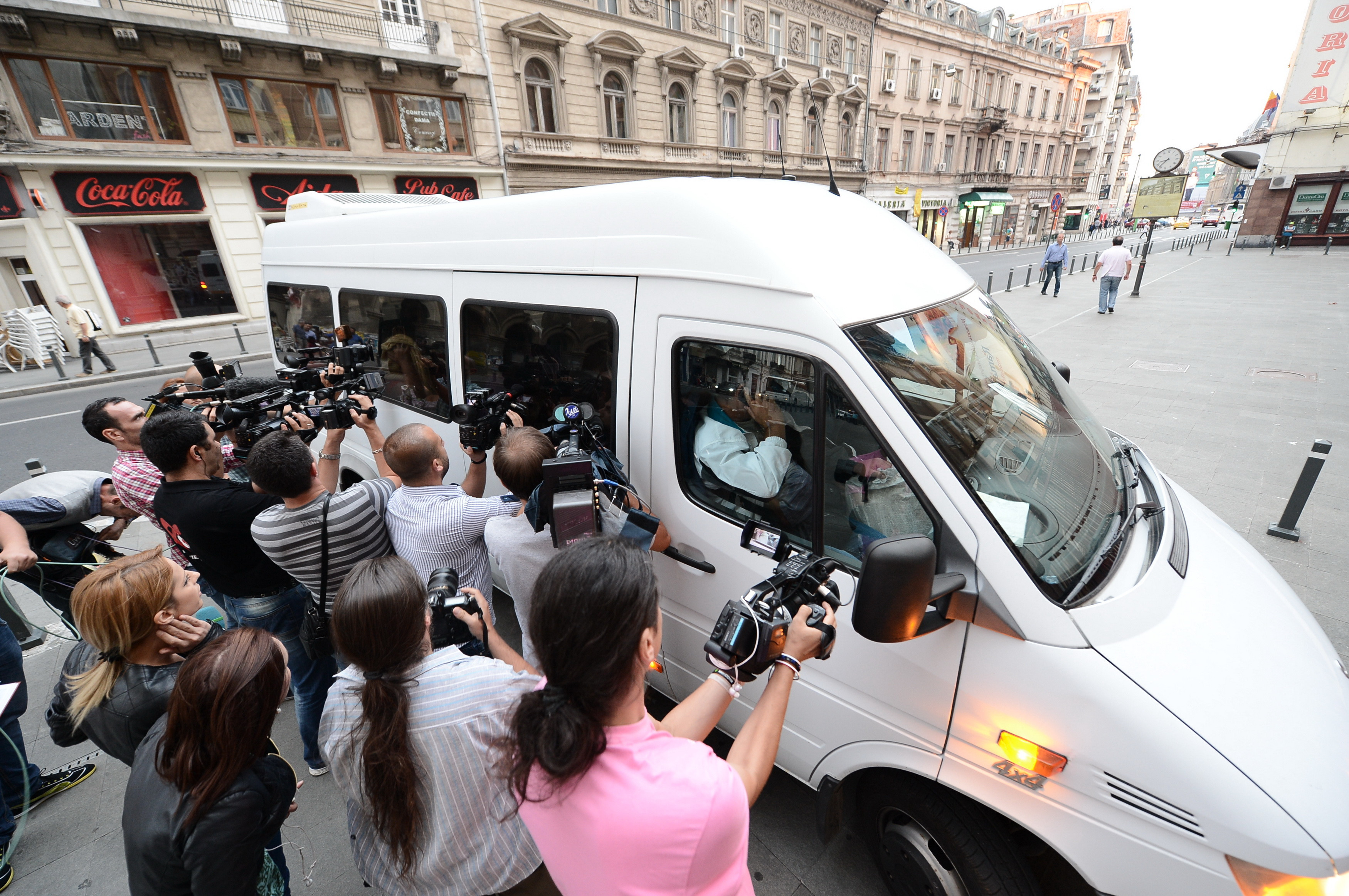 Marturiile unui fost elev la Liceul Dimitrie Bolintineanu. "Raspunsurile erau scoase la imprimanta"