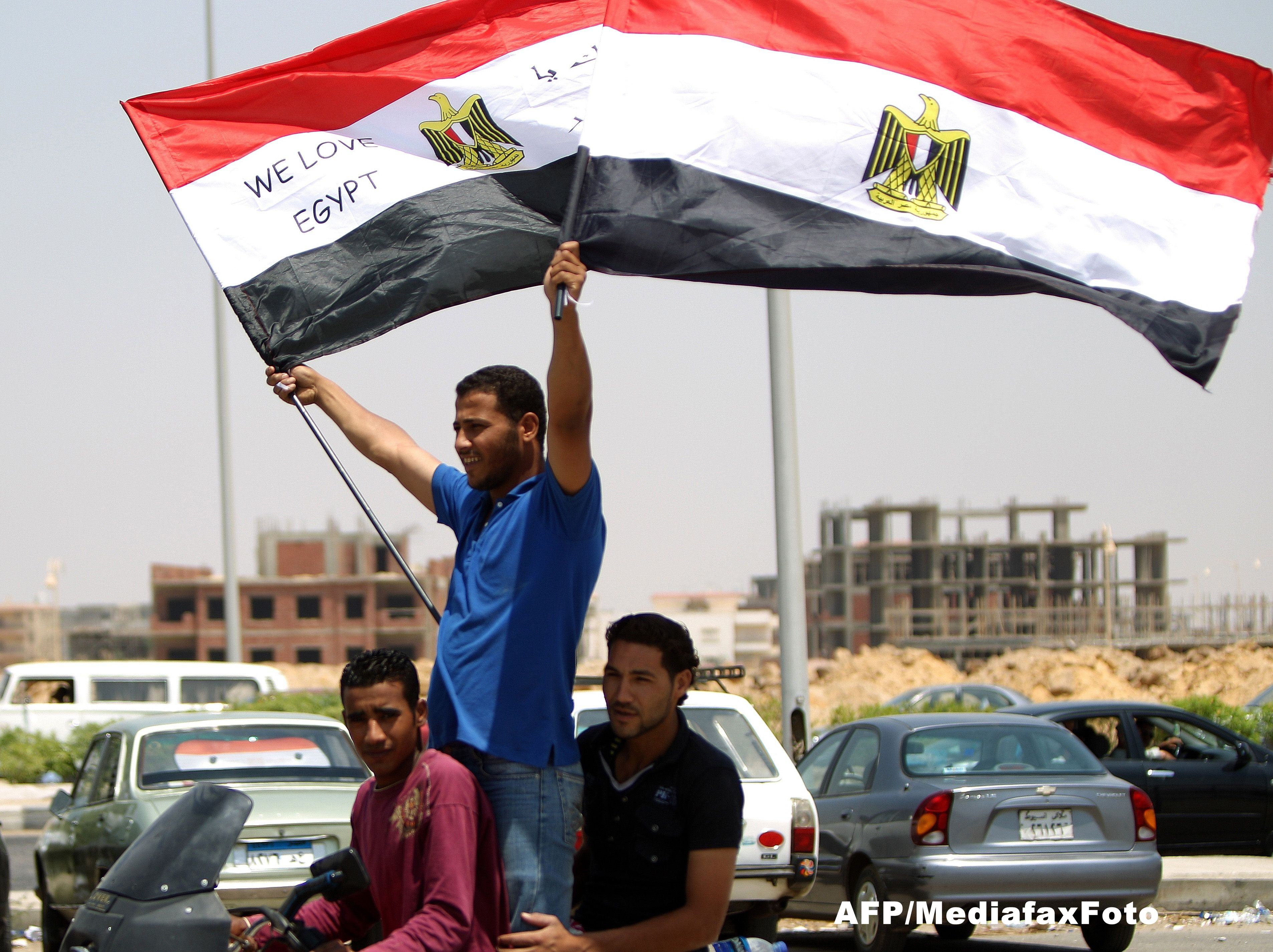 Sustinatorii presedintelui egiptean demis vor continua protestele: "Nu negociem cu armata"