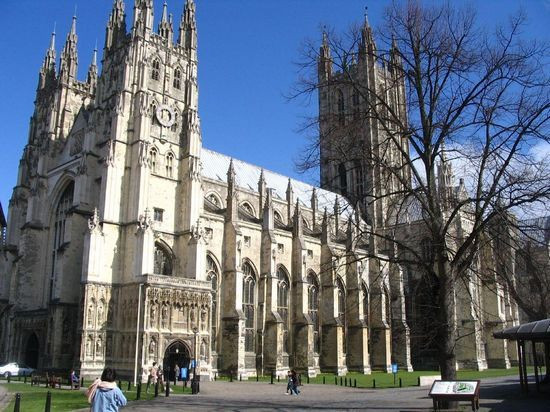 Reforma educationala in Marea Britanie. Scolile ar putea intra sub influenta Bisericii Anglicane