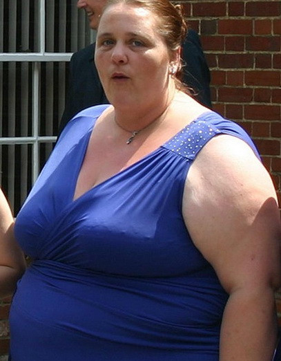 "Mancam peste 10 pungi de chipsuri in fiecare noapte". Cum arata femeia dupa ce a slabit 101 de kg