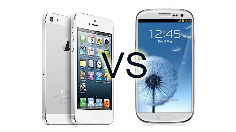 iPhone 5 vs. Samsunx Galaxy S4. Care este cel mai criticat gadget
