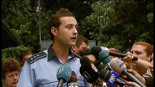 Filmul violentelor de la Bolintineanu. Cum au incercat parintii sa blocheze convoiul politiei