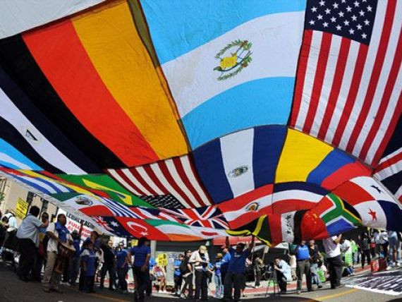 Daily Mail: 1,5 milioane de romani si-au parasit tara in ultimii 10 ani si au migrat in masa