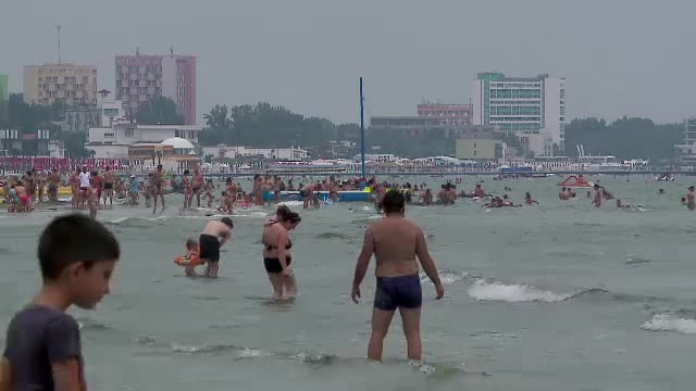 Daca nu e soare si nu esti in Mamaia, pentru multi turisti, litoralul romanesc devine anost