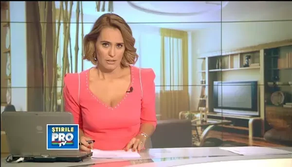 Imagini CAMERA DE SUPRAVEGHERE: Ce a descoperit un avocat dupa ce a observat ca ii dispar bani