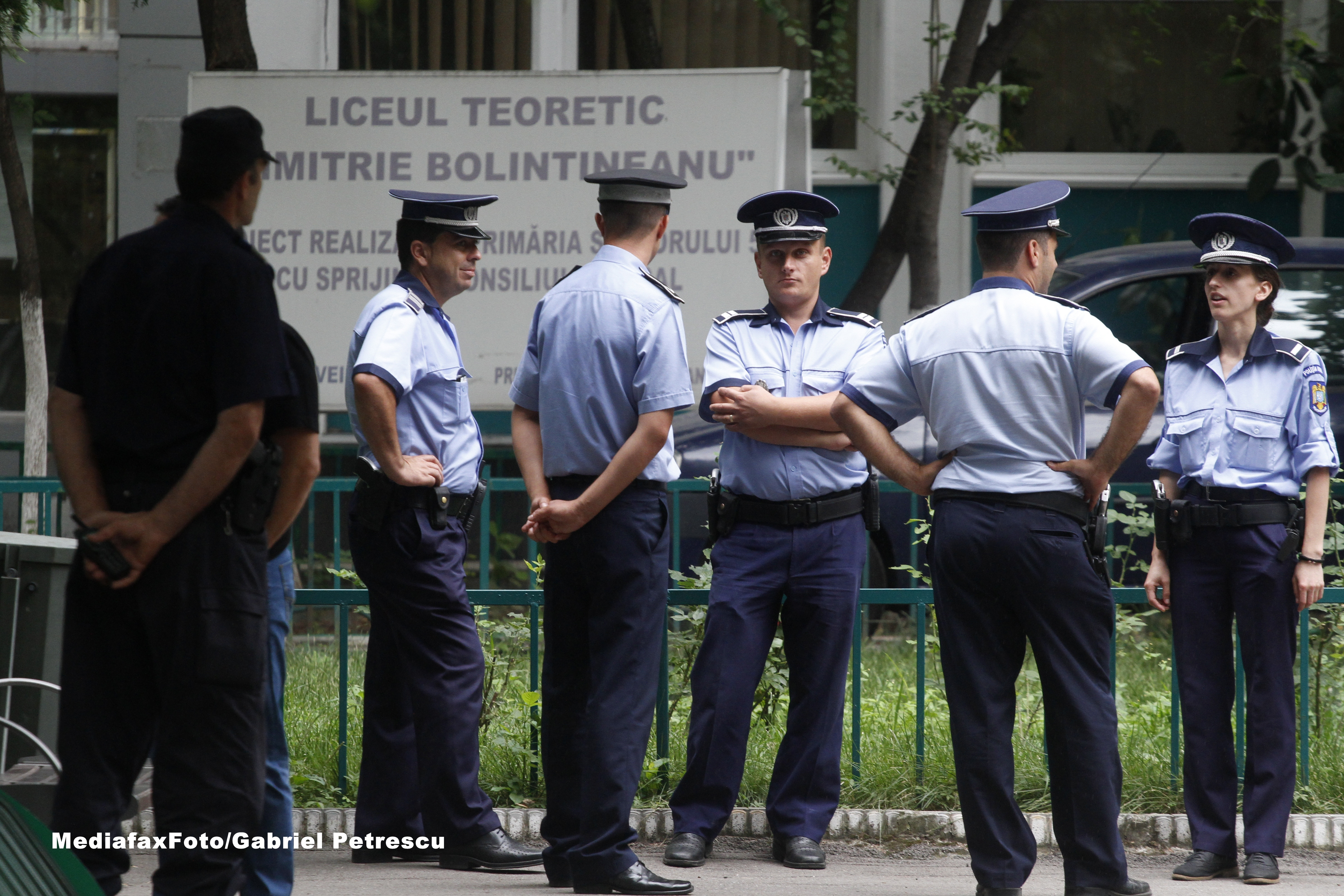 BACALAUREAT 2013. 39 de elevi ai Liceului "Dimitrie Bolinteanu", audiati in ancheta fraudelor