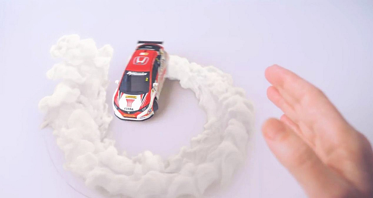 De la pistoane la Asimo! Reclama asta iti arata absolut tot! VIDEO