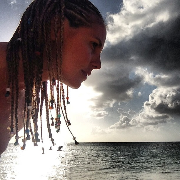 Heidi Klum se dezbraca pe Twitter. Poza indecenta a fotomodelului pe internet