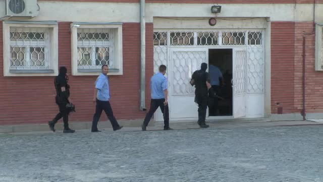 Incident sangeros la Penitenciarul din Tulcea: patru detinuti au ajuns la spital injunghiati