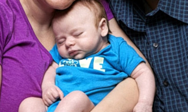 Bebelusul "unic" adus pe lume in SUA: este o premiera pentru fertilizarea in vitro