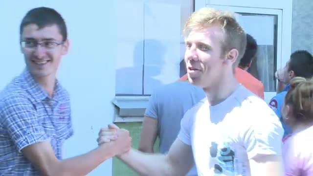 N-a luat BAC-ul, dar nu pare foarte afectat. De ce este bucuros acest elev. VIDEO