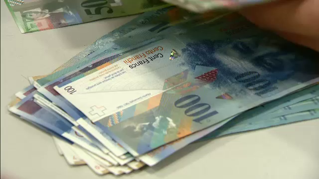 Creditele din franci elvetieni, convertite in moneda locala. Reactia Romaniei la decizia Croatiei