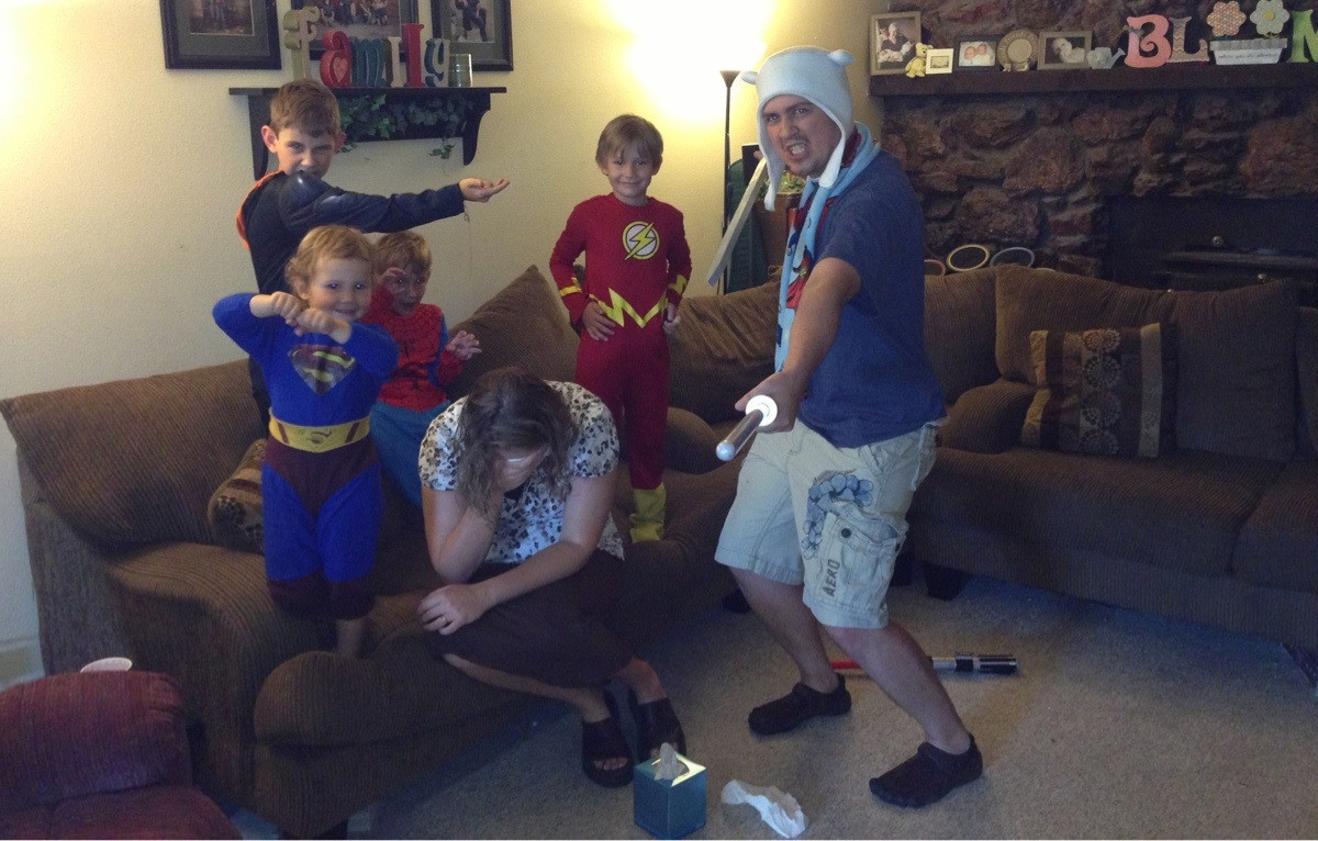 Cum a primit o femeie vestea ca este insarcinata cu al 5-lea baiat. Familia era in sarbatoare