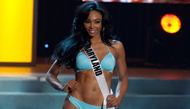 Este Miss SUA, dar barbatii nu-i dau intalnire: de ce e singura cea mai frumoasa femeie din New York