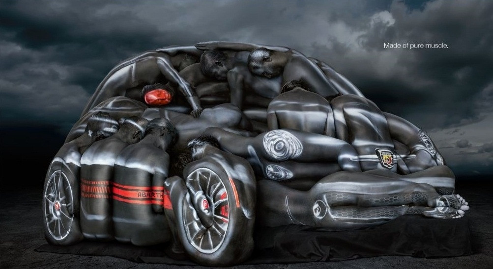 Nu e Photoshop! Acest Fiat 500 Abarth e cea mai tare iluzie optica! VIDEO
