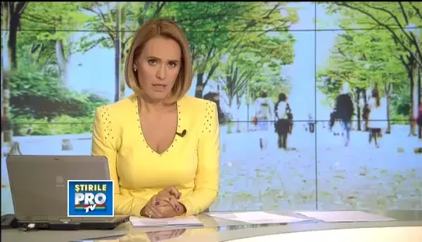 Au terminat liceul acum 2 ani, dar nu au diploma de bac. "FIZICURILE bune" sunt tot ce le trebuie