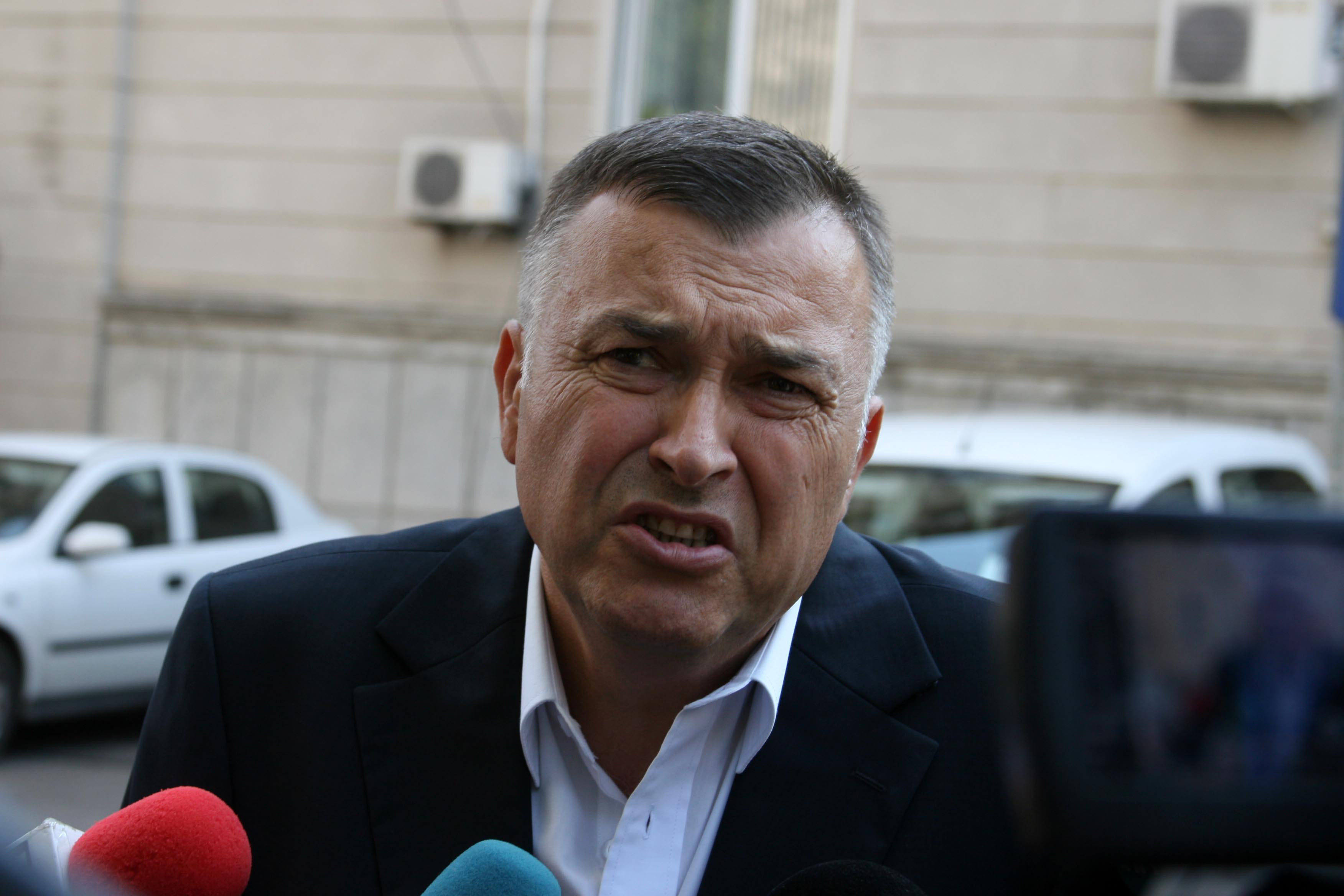 Neculai Bontic, adjunctul sefului Jandarmeriei, cercetat pentru luare de mita si abuz in serviciu