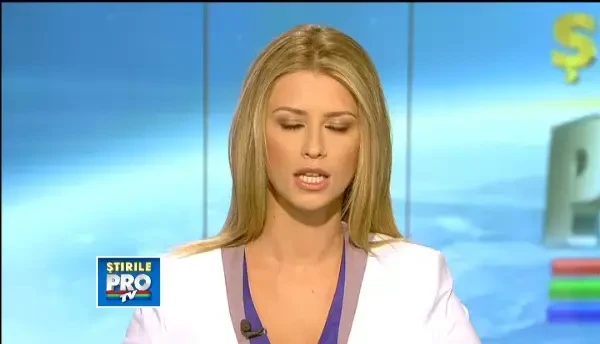 Protest la inaltime. Suparat ca a ramas pe drumuri, un tanar s-a cocotat pe un bloc