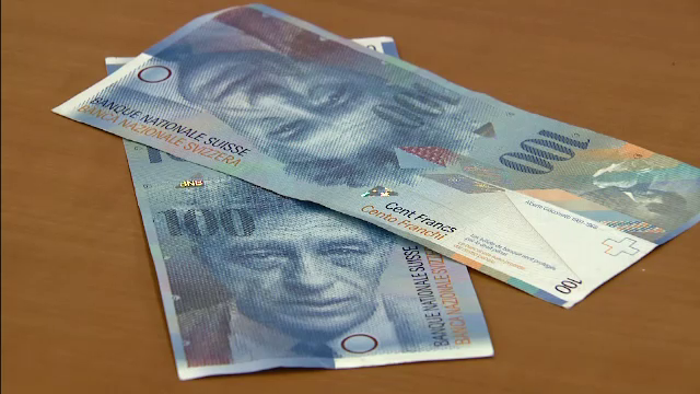 Un craiovean si-a "inghetat" cursul in instanta. Cati bani va trebui sa ii dea inapoi banca, cu tot cu dobanda