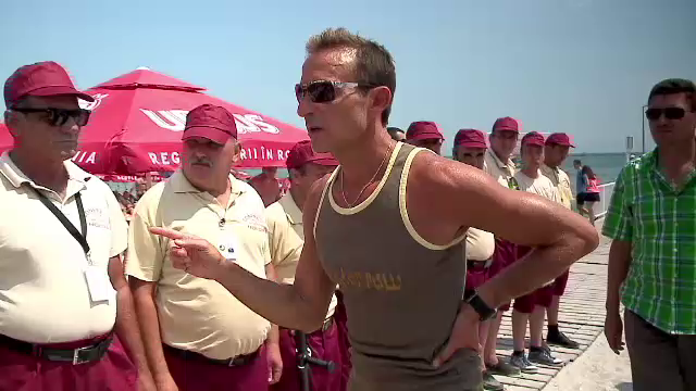 Masura autoritatilor pentru ca turistii de pe litoral sa scape de hartuielile vanzatorilor ambulanti