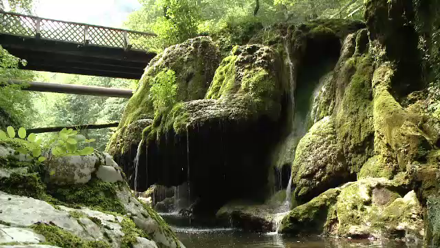 Romania, declarata tara celei mai frumoase cascade din lume, Bigar.De ce a fost abandonata 20 de ani