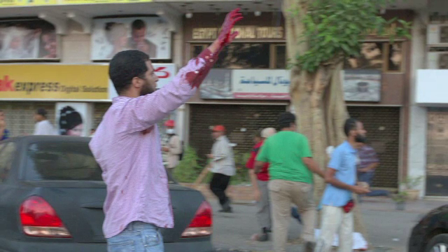 Fotograful ucis de soldatul pe care il poza: un simbol al violentelor din Egipt