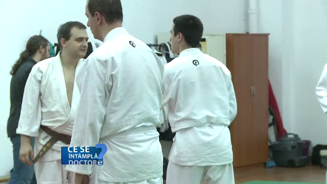 Lectiile de aikido, exercitii ideale pentru mobilitate, dar si pentru stimularea creierului