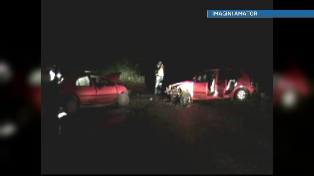 11 persoane au ajuns la spital dupa ce doua masini s-au ciocnit la Suceava.Patru sunt in stare grava