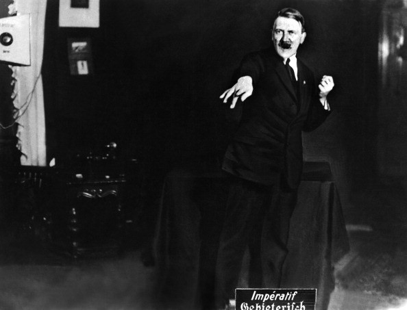 Imaginile pe care Adolf Hitler le-a vrut distruse: cum isi exersa Fuhrer-ul discursurile