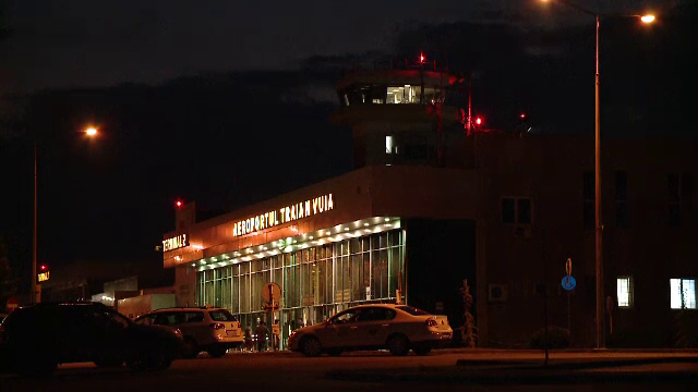 Aterizare de urgenta pe Aeroportul dn Timisoara. Unei pasagere i s-a facut rau