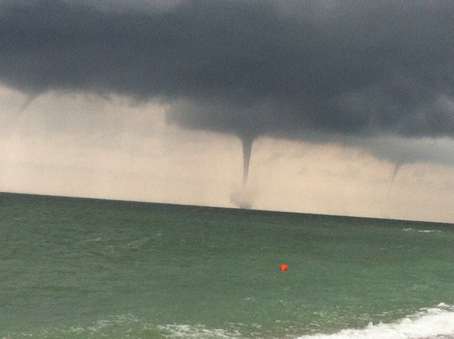 Alerta nowcasting. Cod GALBEN de furtuna pe litoral. Cat timp este valabila avertizarea