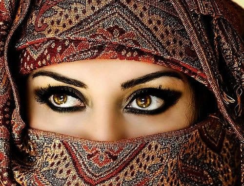 Cum arata femeia care nu a fost angajata, pentru ca este prea frumoasa. “Nu vrem fotomodele aici!”