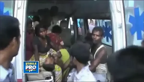 20 de copii au murit si 30 sunt in stare grava dupa ce s-au intoxicat intr-o scoala din India