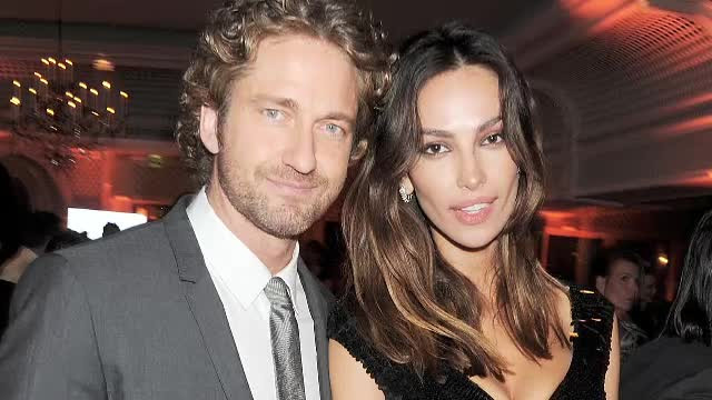 Gerard Butler este in Romania. Madalina l-a asteptat cu un elicopter si au mers pe Transfagarasan