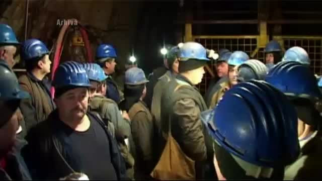 Minerii blocati in subteran, in Valea Jiului, au renuntat la protest si au iesit la suprafata